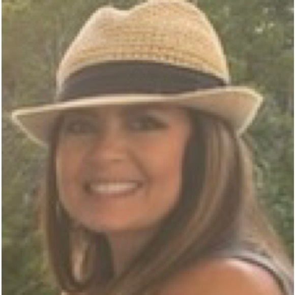 Meet your Posher, Kimberly - Picture 1 of 1